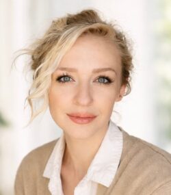 Lindsay Ticson : REALTOR®, Senior Property Manager